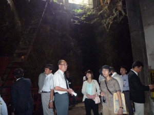 大立竪坑内部での説明