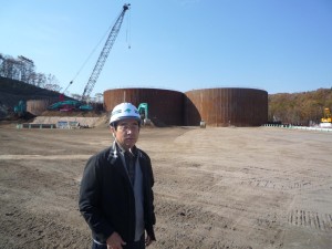 建設中の２号堰堤作業現場