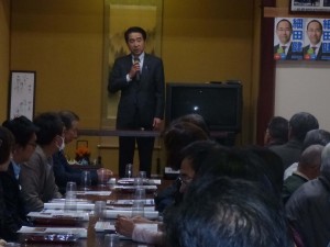 細田代議士国政報告会で