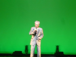 プロ顔負けのステージ衣装で