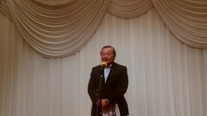 燕国際交流協会山崎会長