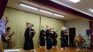 衣装を変えての民謡