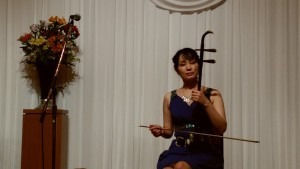二胡演奏家の野沢香苗さん