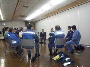 商工会議所で被災者代表との懇談
